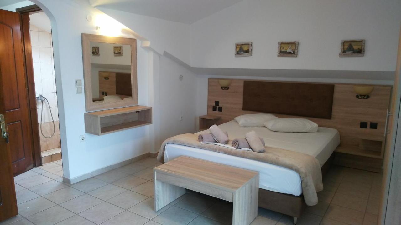 Psarou Apartments Paralía Skotínis Exteriör bild